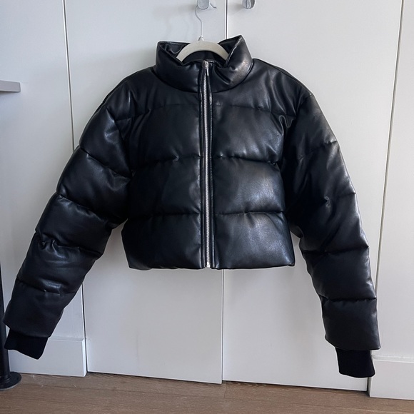 Lovers & friends faux leather puffer - Picture 3 of 6